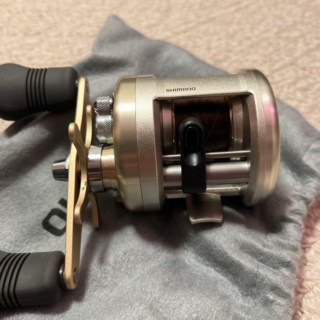 シマノ AXIS 100 RH452 美品 ベイトリール 海外モデル 回転良好