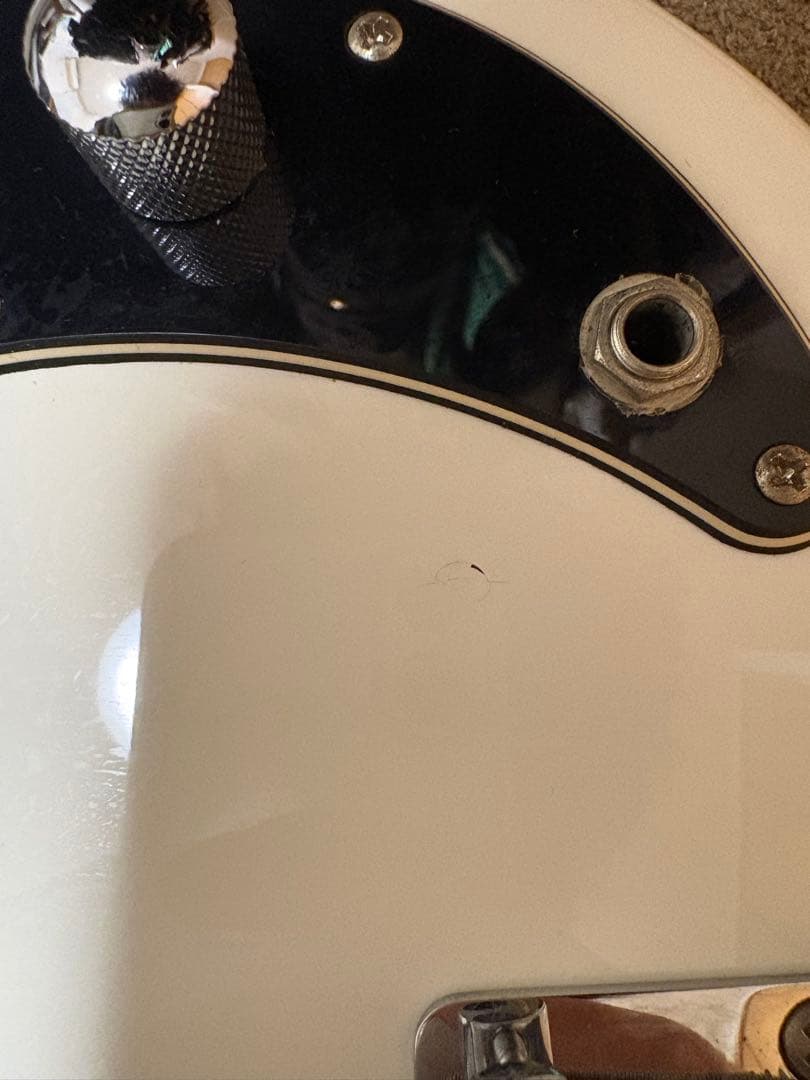 Squier Precision Bass 白　ヘッドフォンアンプ付き