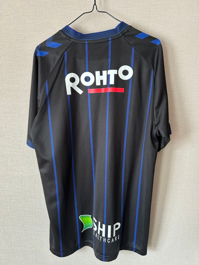 hummel ガンバ大阪レプリカユニフォームO-XO 黒/青　早い者勝ち