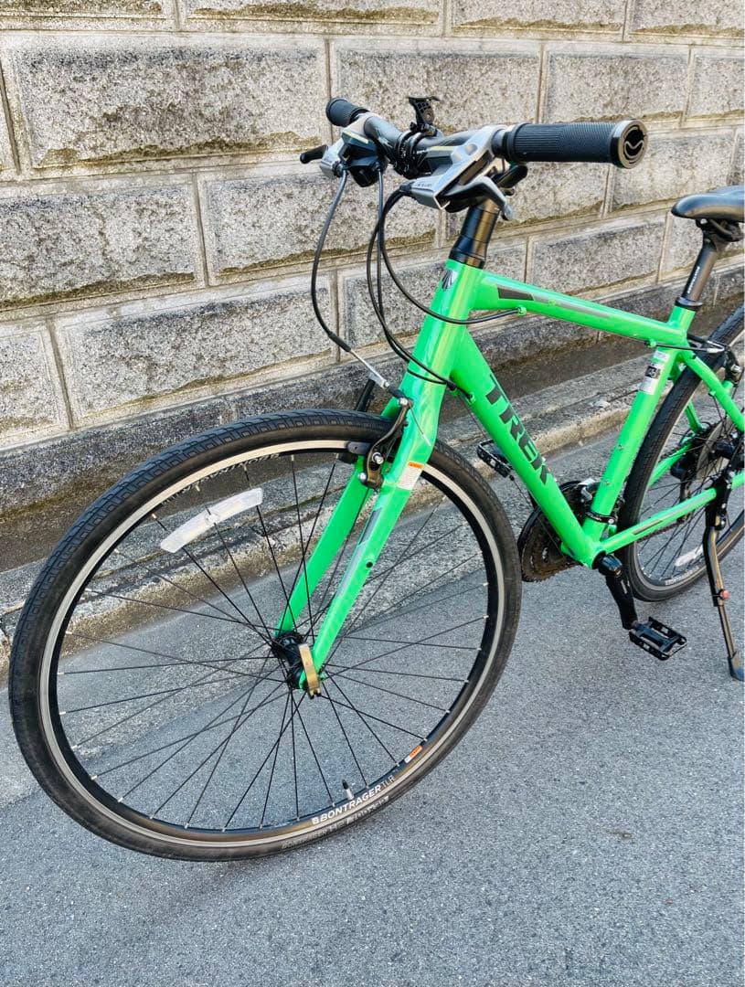 TREK FX3 クロスバイク 700c 軽量フレーム　大阪引取り