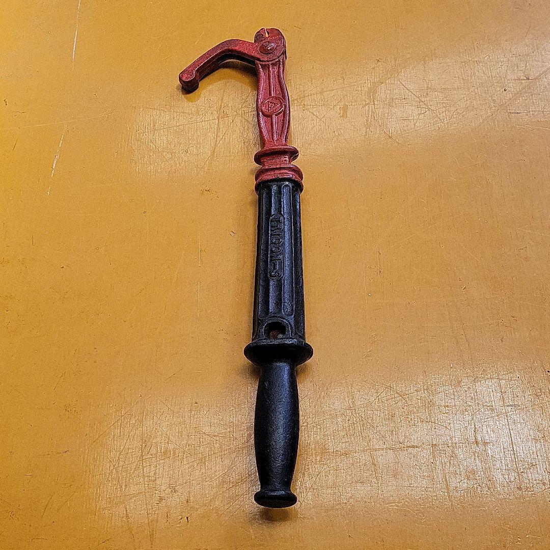 アメリカ製品❔釘抜き