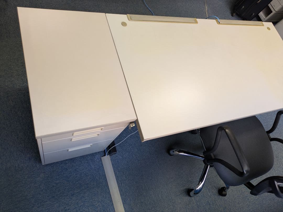 【愛知引取り限定】スチールデスク&引き出し&椅子セット