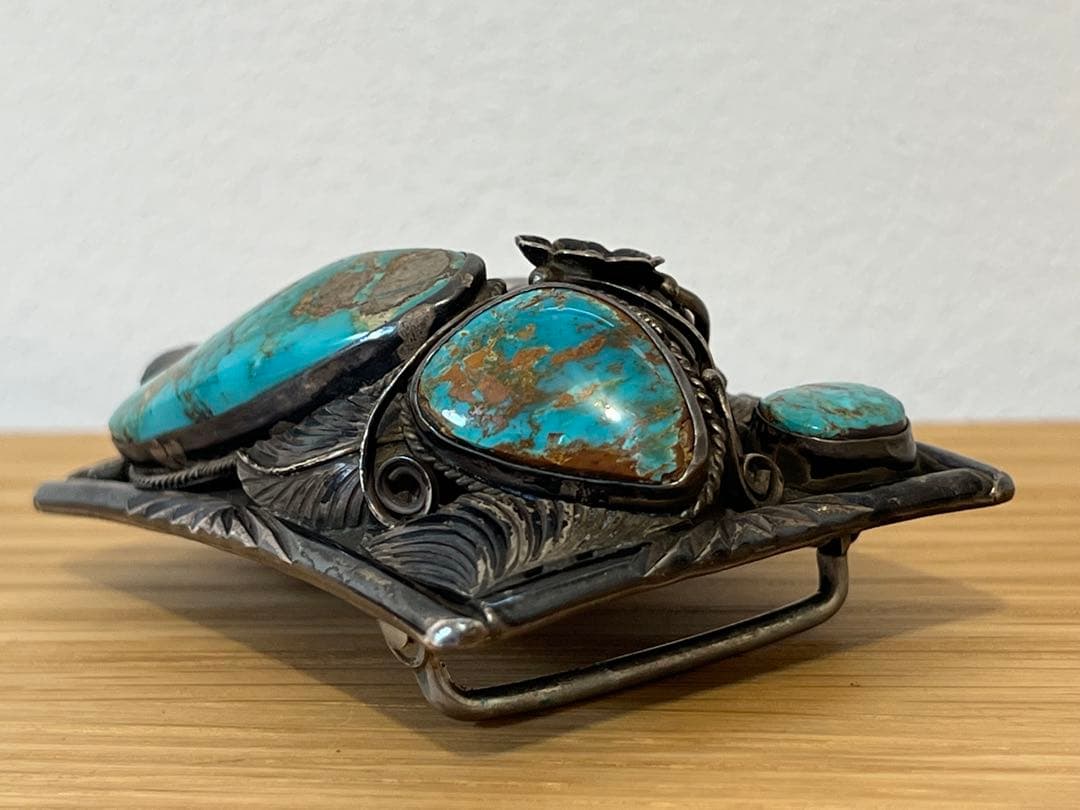 ネイティブ・アメリカン ベアクロー・ターコイズ・コーラル装飾アンティークバックル