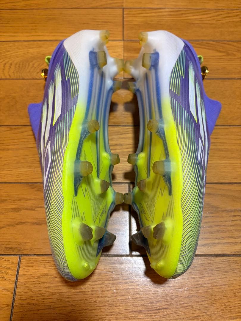 アディダス　F50 + レースレス　エリート　スパイク　シューズ
