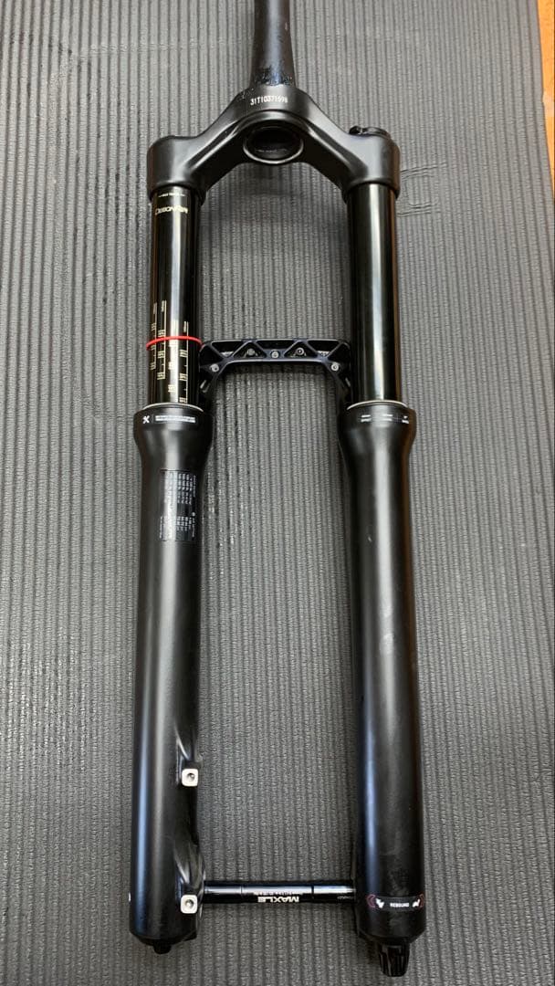 ROCKSHOX フォーク ロックショックス 29er Domain mtb