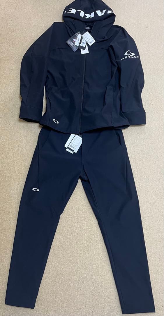 Oakley ブラックジャージ上下セットサイズ 上XL 下L