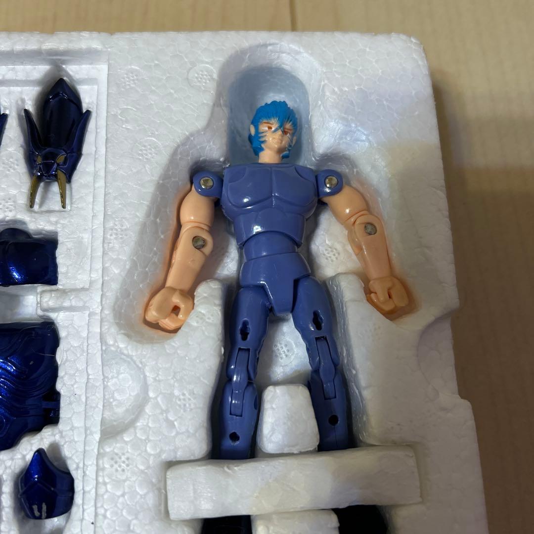 【欠品あり】聖闘士星矢　イプシロンローブ　フィギュア