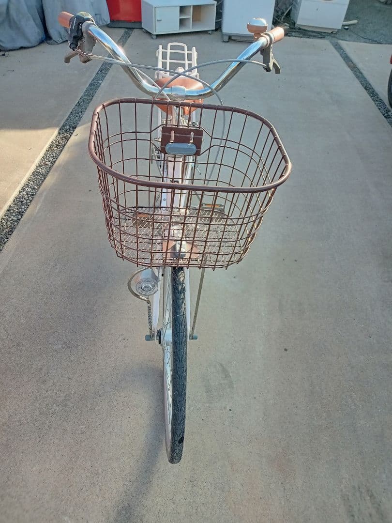 美品　ノーパンクタイヤ自転車　ママチャリ26インチ群馬埼玉栃木