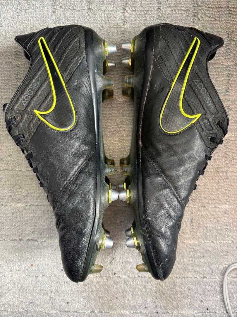 NIKE ティエンポレジェンド6 アンチクロッグ