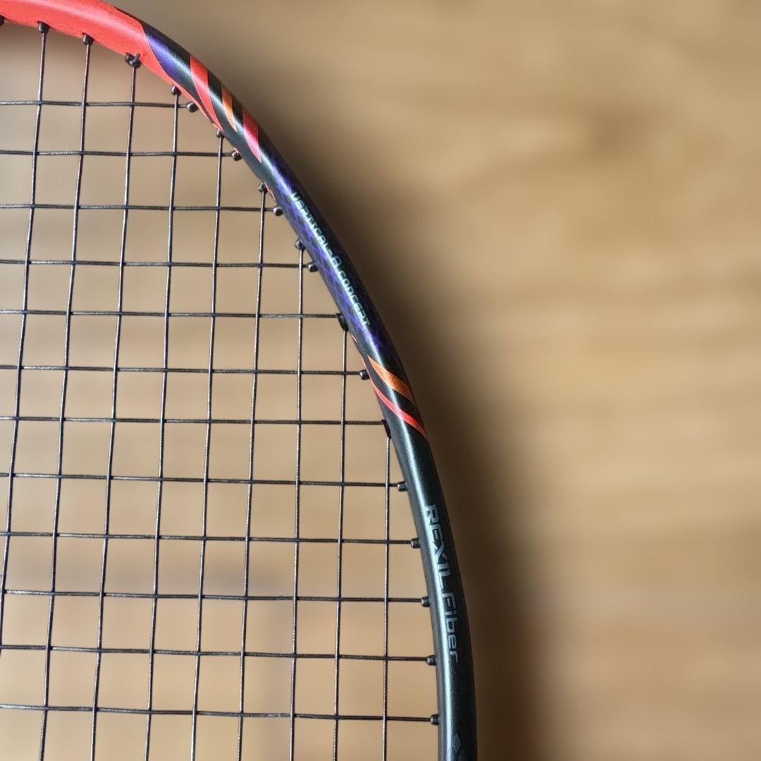 廃盤⭐︎YONEX VOLTRIC GlanZ バドミントンラケット