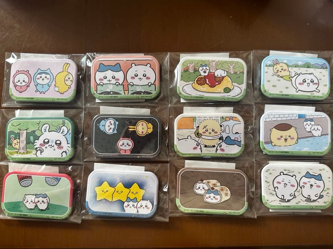 ちいかわDVD 缶バッジ　予約特典　豪華版2 コンプリート