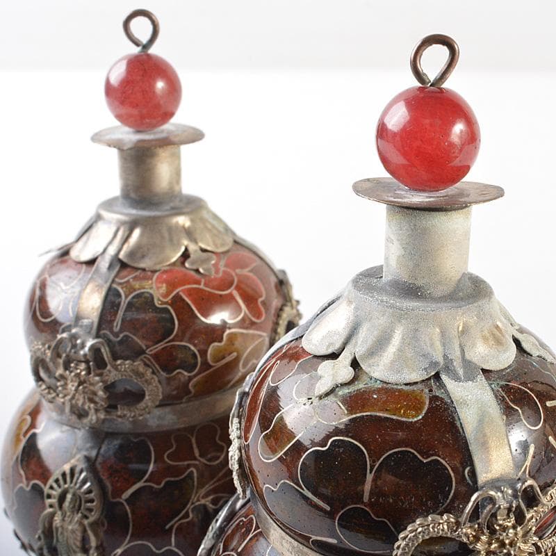 中国　紋銀　龍観音像装飾　銀象嵌　七宝鼻煙壷　一對　V　R6401