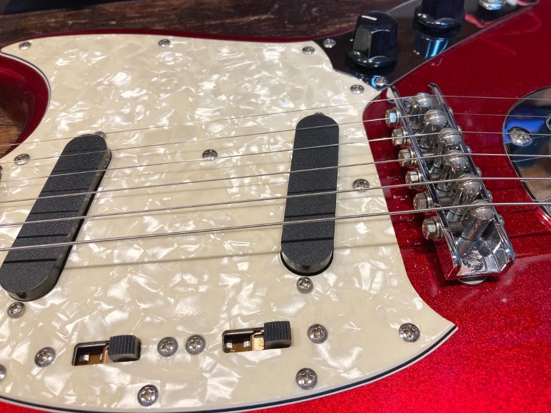 フォトジェニック　ムスタング MG-200　中野梓