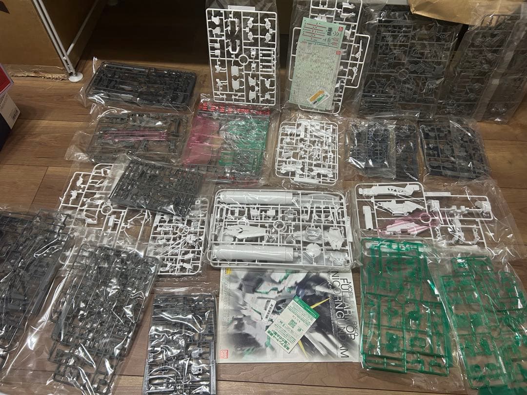 MG 1/100 RX-0 フルアーマーユニコーンガンダム Ver.Ka プラモ