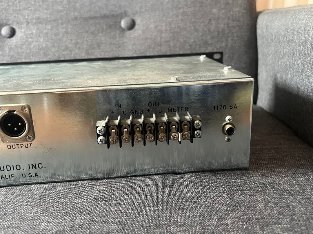 1176 universal audio コンプレッサー