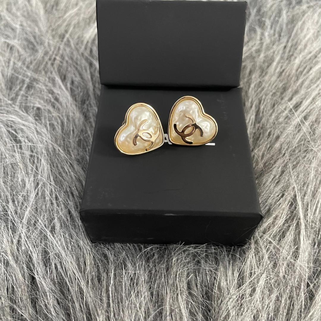 ハート ゴールド ピアス