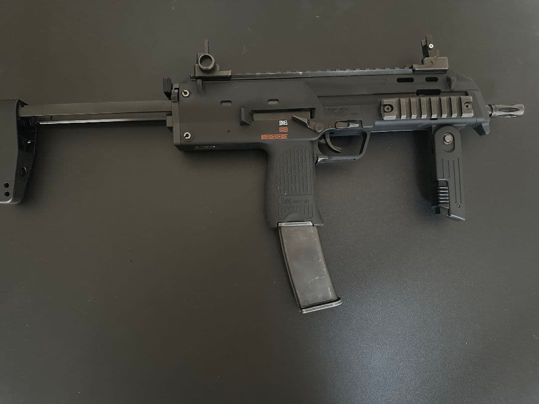 【セール/美品】MP7A1 ガスブローバックエアガン ブラック