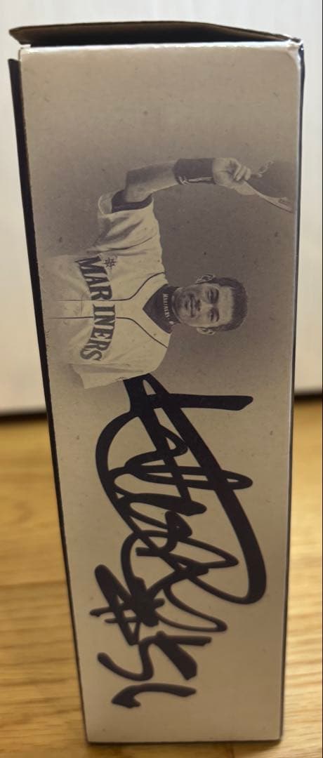 ⭐️期間限定価格⭐️【激レア】イチロー　記念プラーク 殿堂入り盾➕toppsカード