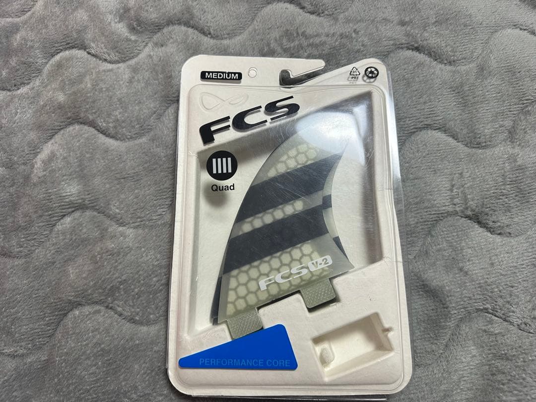 新品サーフィン　FCS V2 Quadフィン Medium