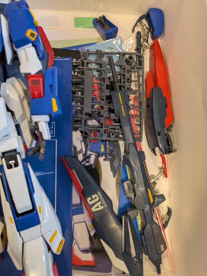 PG MSZ-006 Ζガンダム 1/60 素組み