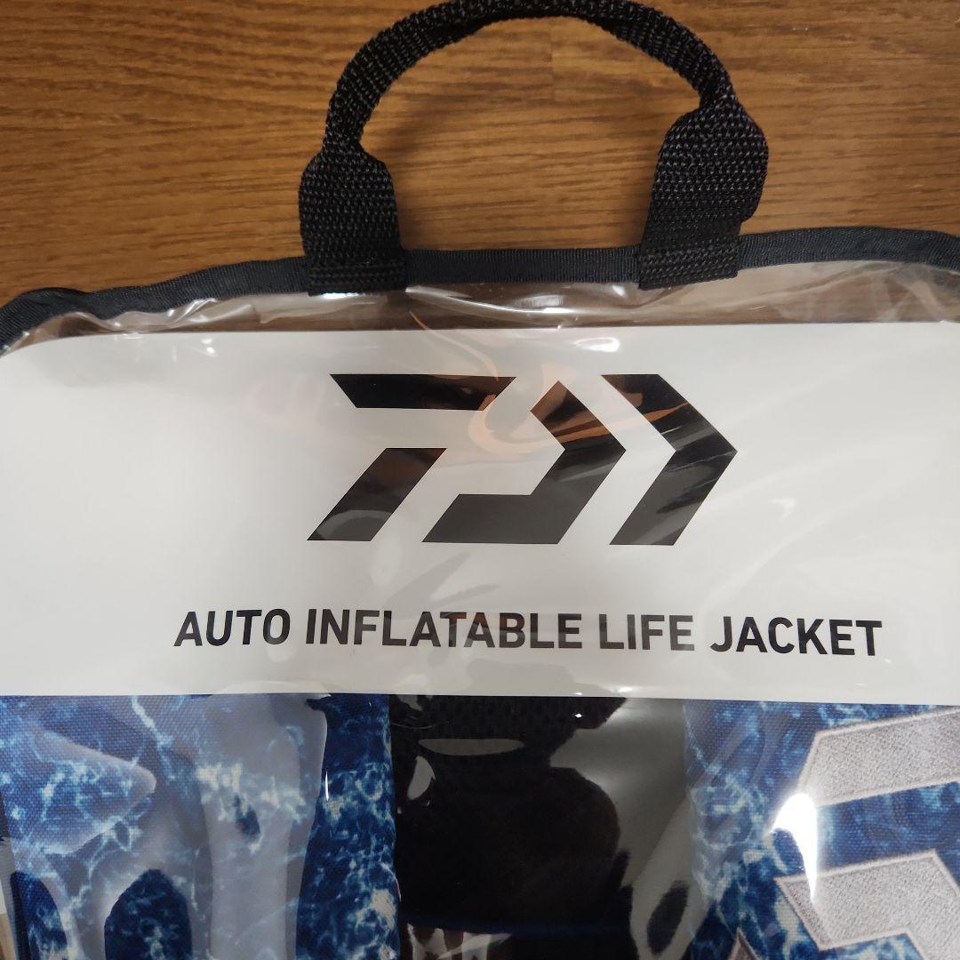 山*Ｐ様 自動膨張式ライフジャケット DF-2608　DAIWA