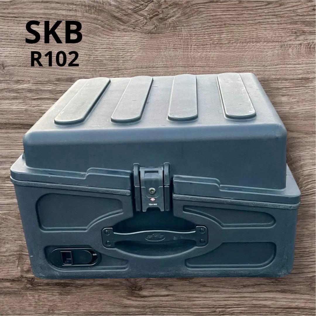 SKB R102 DJ用コンボラックケース ケースのみ 機材は見本です