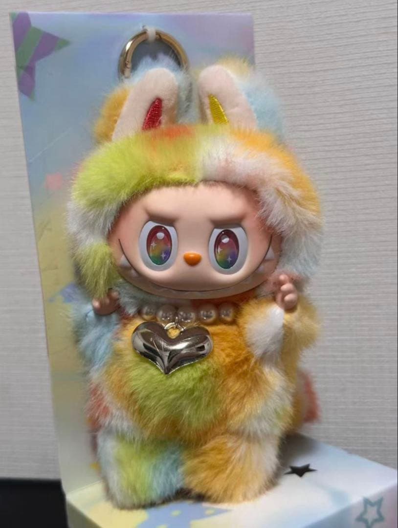 ジモモ　zimomo海外限定虹色　labubuカラフルウサギ耳ぬいぐるみ
