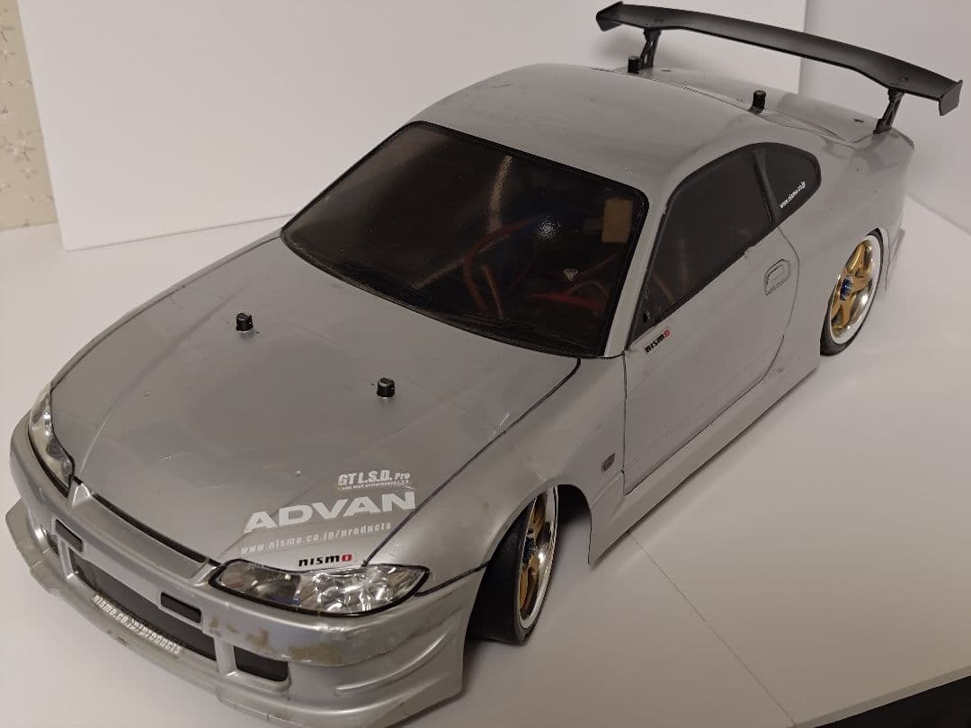 タミヤ　TT-01 メカ、ボディつき