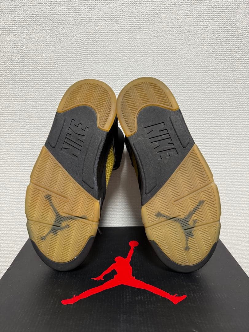 NIKE Air Jordan 5 ブラック/ゴールド