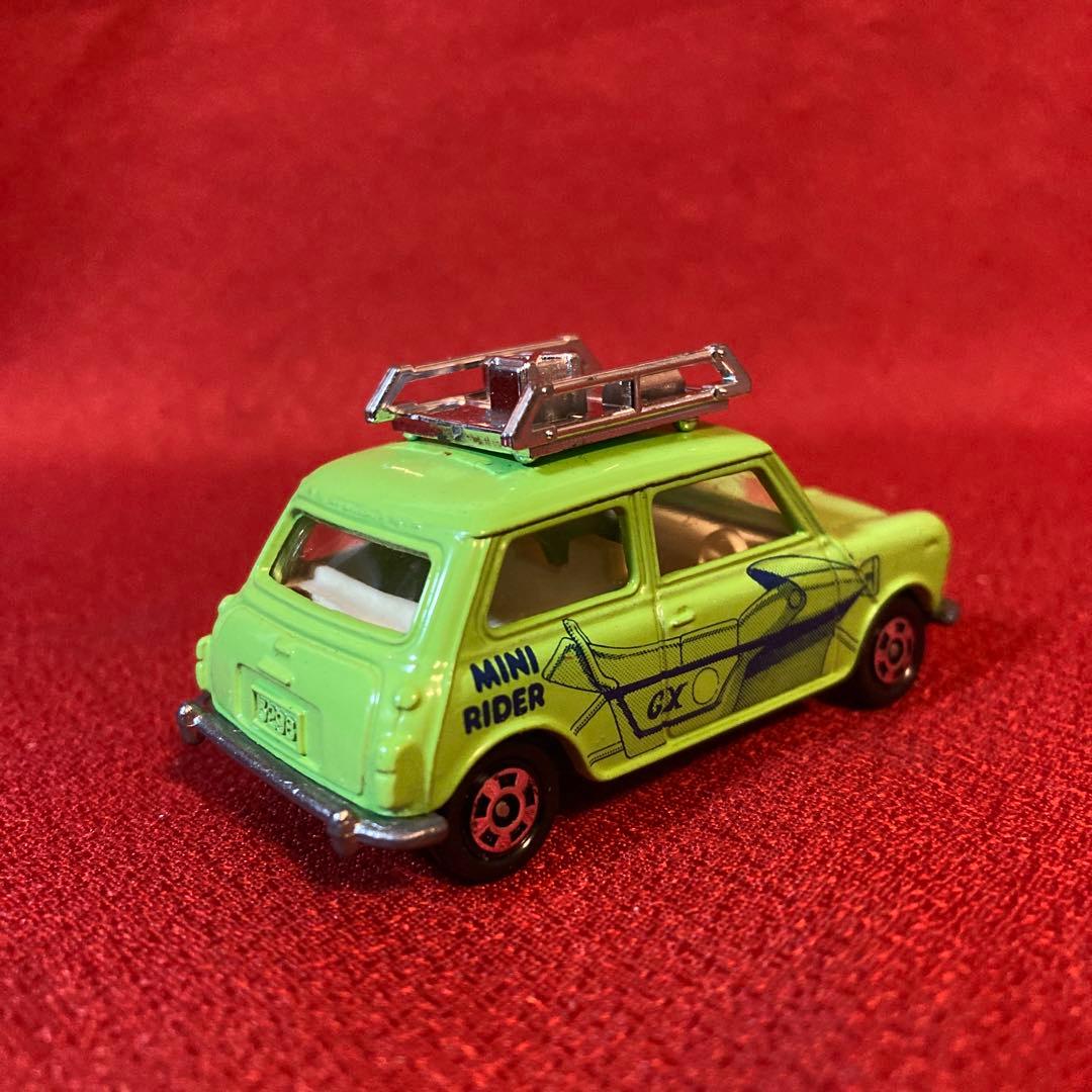 トミカ　日本製　No.F8 ミニクーパー