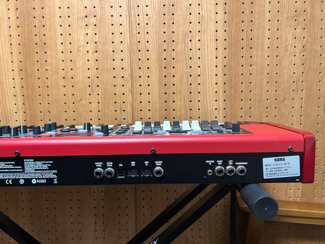 Nord Electro 5D 61鍵 レッド キャリングケース付き