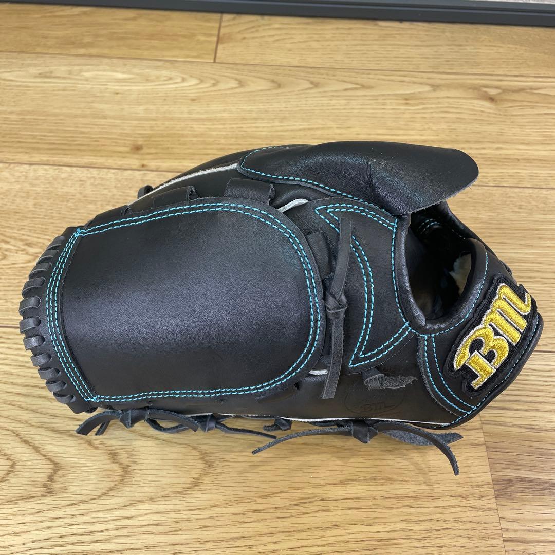 BM　ベースマン 硬式　左投げ　投手用　グローブ　プロフェッショナルモデル　黒