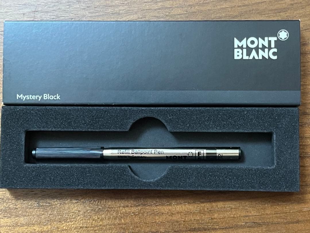 MONTBLANC ボールペン ケース 替え芯付き❗️