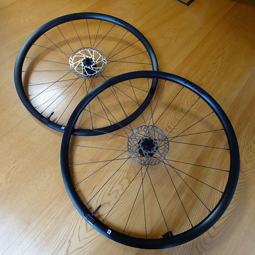 ジャイアント P-R2 アルミホイール 2025 TCR用ローター、エアバルブ付