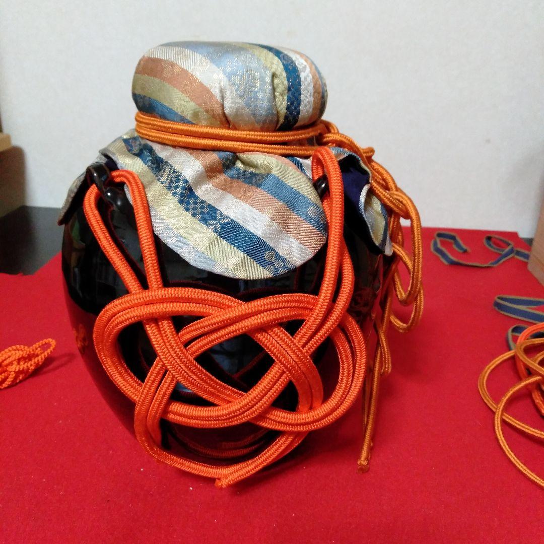 洛東桶谷定一作　天目釉茶壺、飾壺