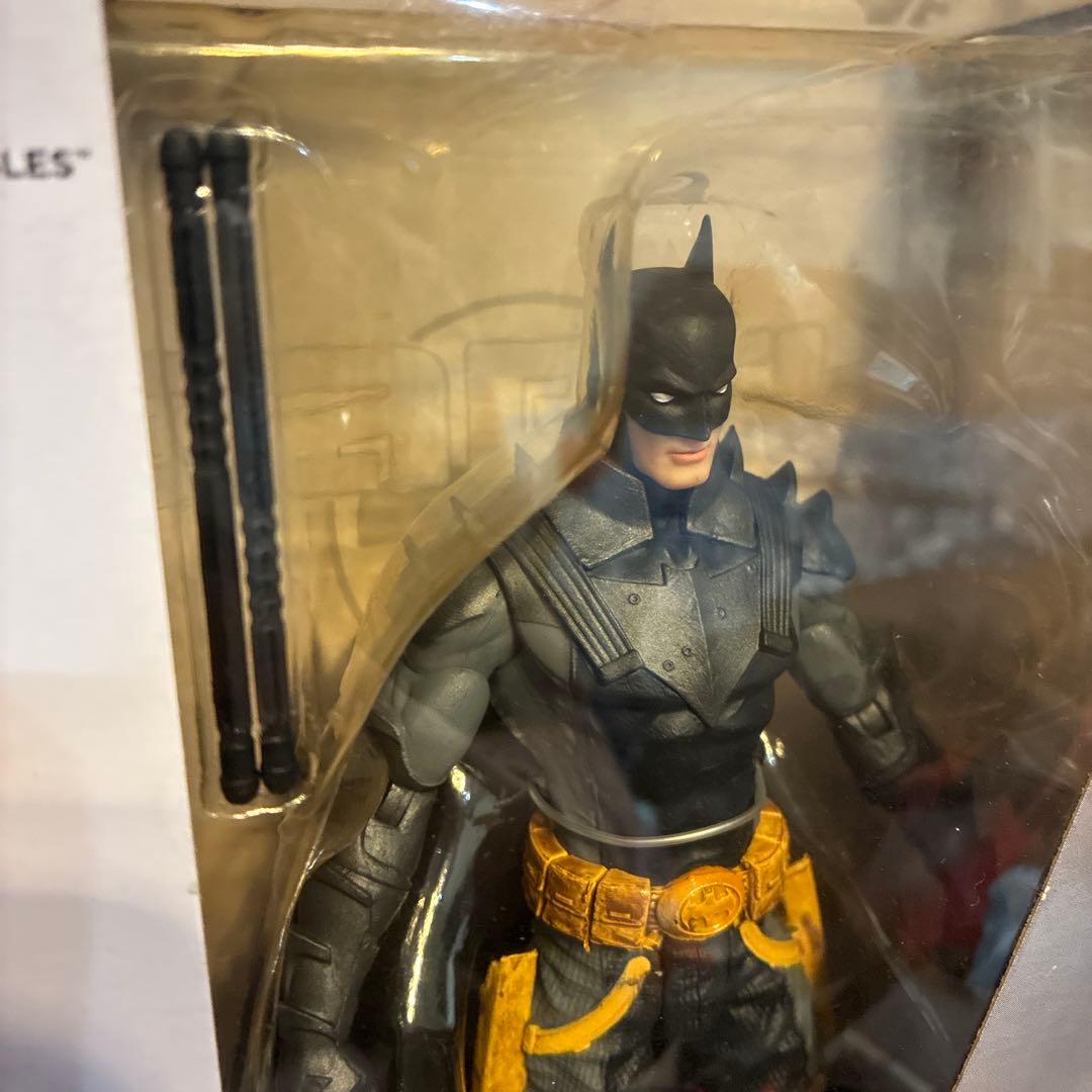 国内入手困難品　バッドマンフィギュア