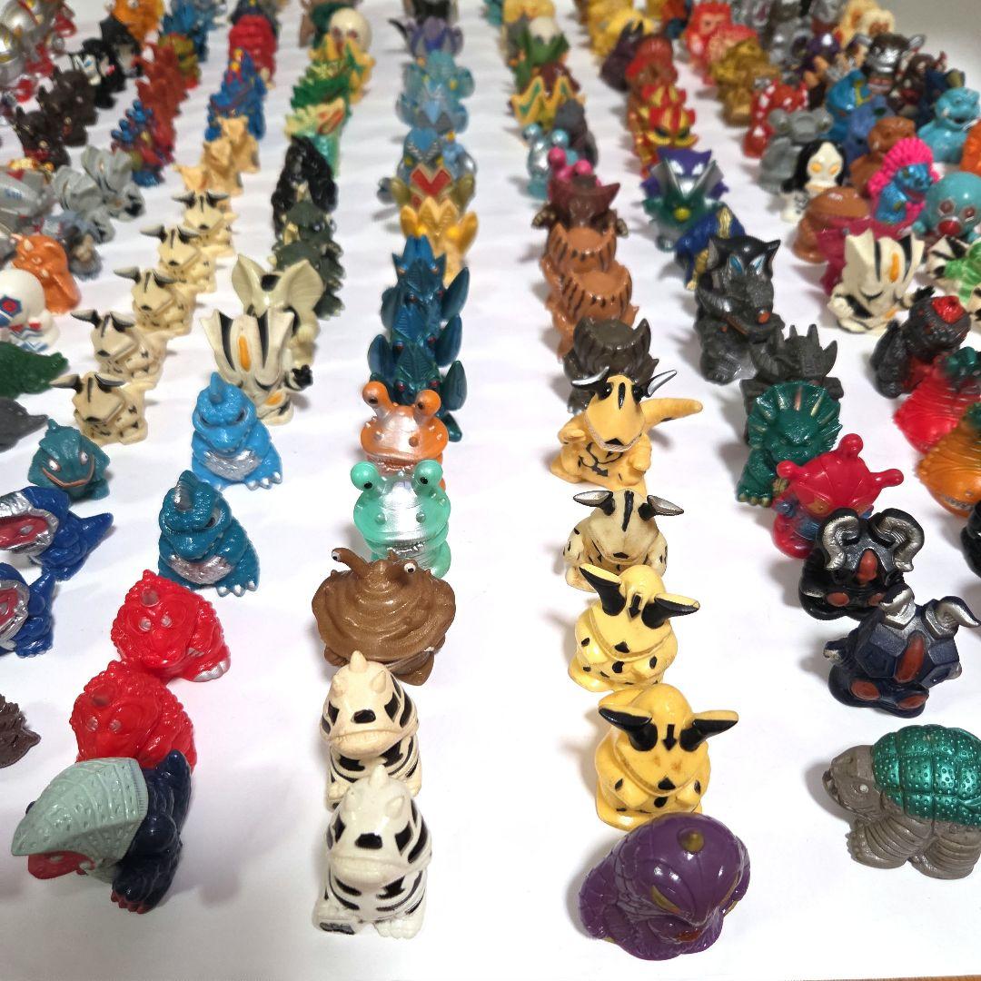 d*3様 ウルトラマン 　 怪獣フェギュア　ソフビ　指人形　大小309体　まとめ