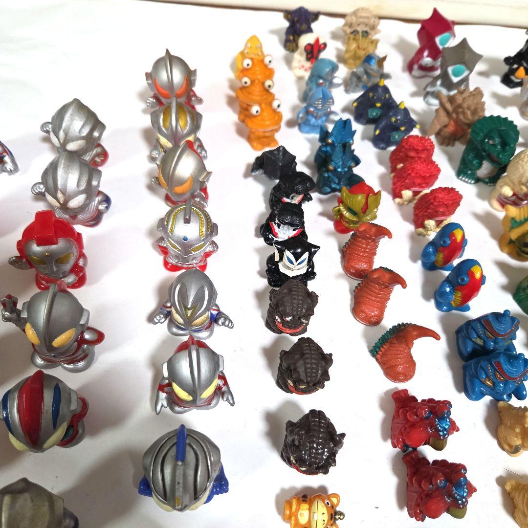 d*3様 ウルトラマン 　 怪獣フェギュア　ソフビ　指人形　大小309体　まとめ