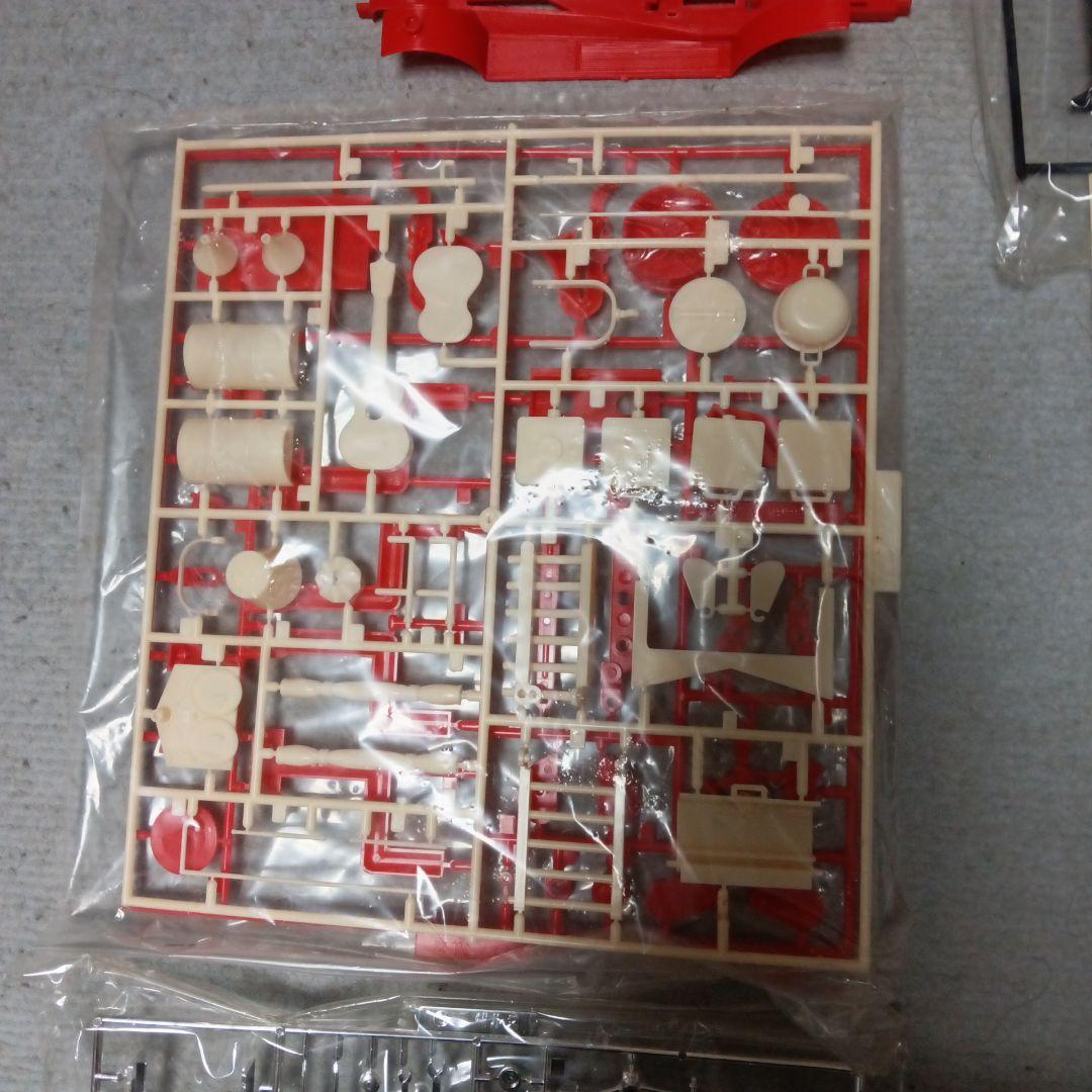 HUNTAM CARABAN プラモデルキット