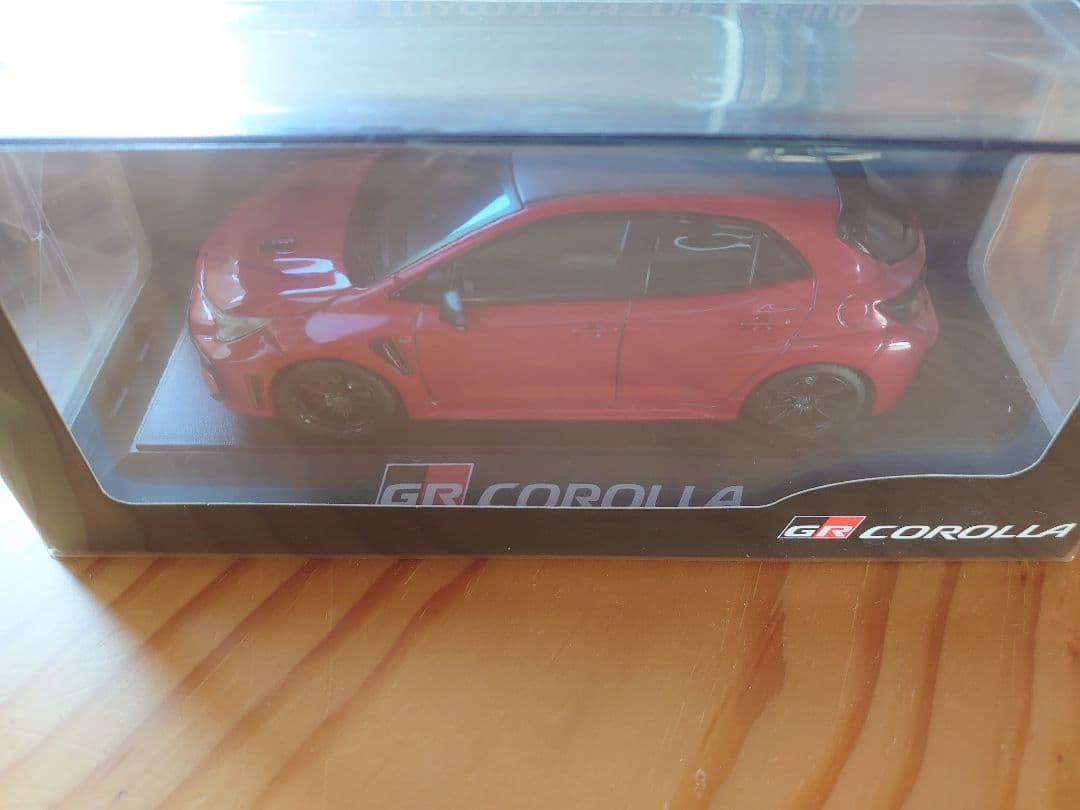 【SALE】トヨタ　GRカローラ　エモーショナルレッドⅡ　カラーサンプル