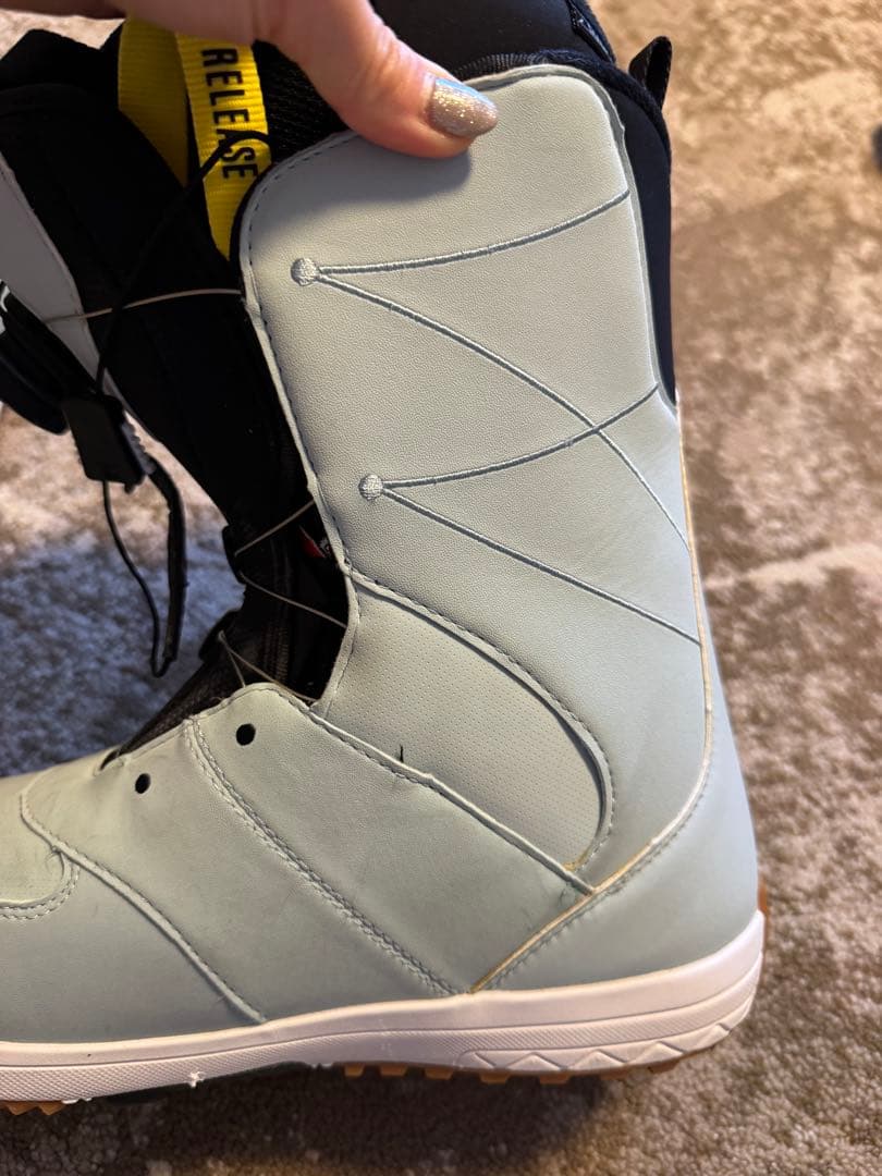 SALOMON スノーボードブーツ 女性用