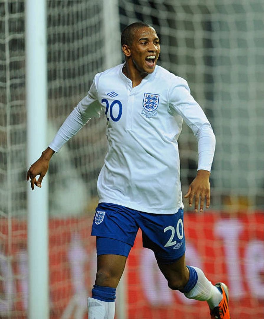 Umbro イングランド代表 ルーニー長袖新品未使用タグ付　XL