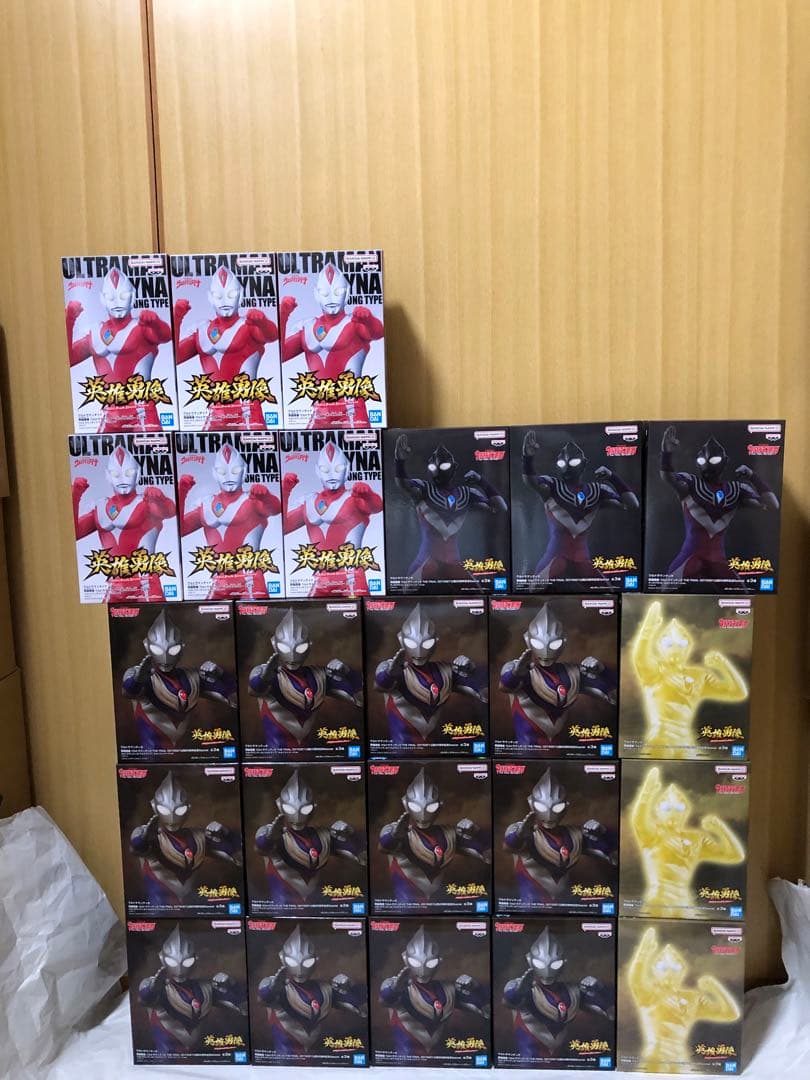 ウルトラマン 英雄勇像 ウルトラマンティガ ウルトラマンダイナ 24体セット