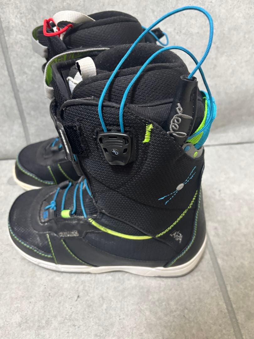 ディーラックス　ララ　スノーボードブーツ　24センチ