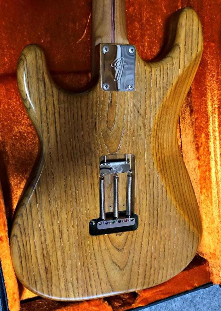 軽量 Warmoth Strat アッシュ