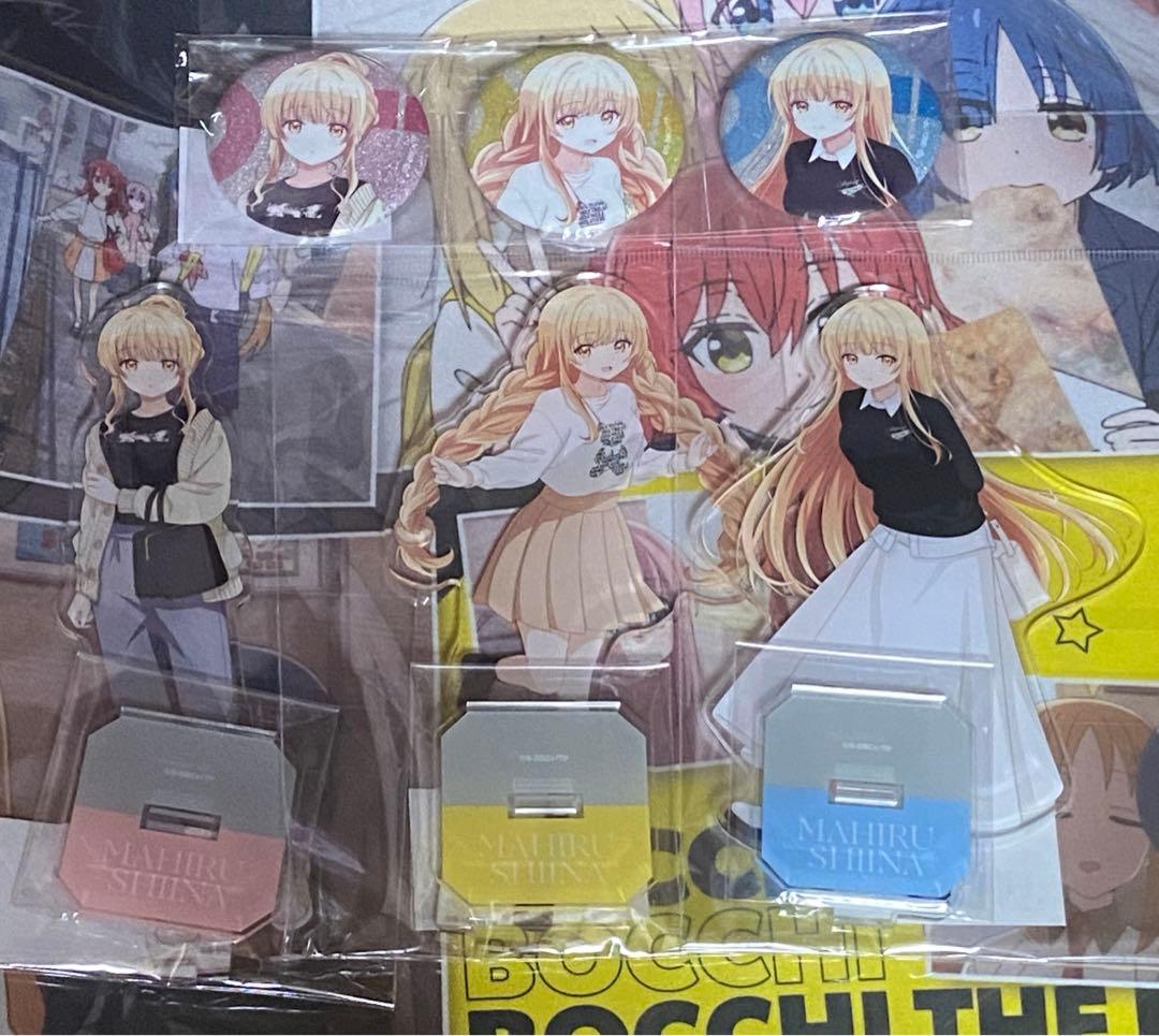 お隣の天使様　アクスタ　缶バッジ　椎名真昼 カジュアルファッションver.