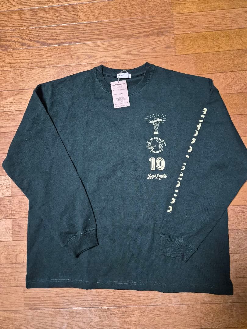 ルースイソンブラ　LHS×CHALKBOY FIY LONG TEE