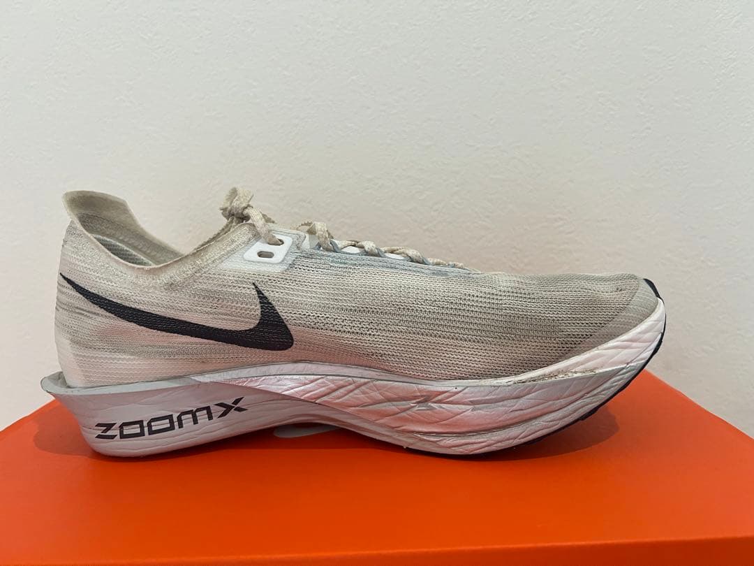 ナイキ　ストリークフライ2 26.0cm