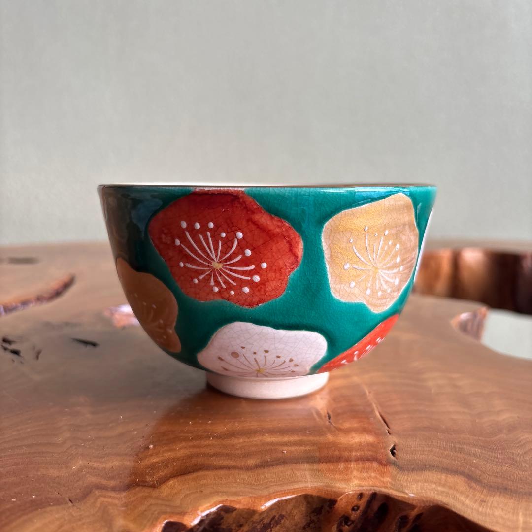 京焼 高台寺窯 色絵梅文 抹茶碗 茶道具 桐箱 （10m）