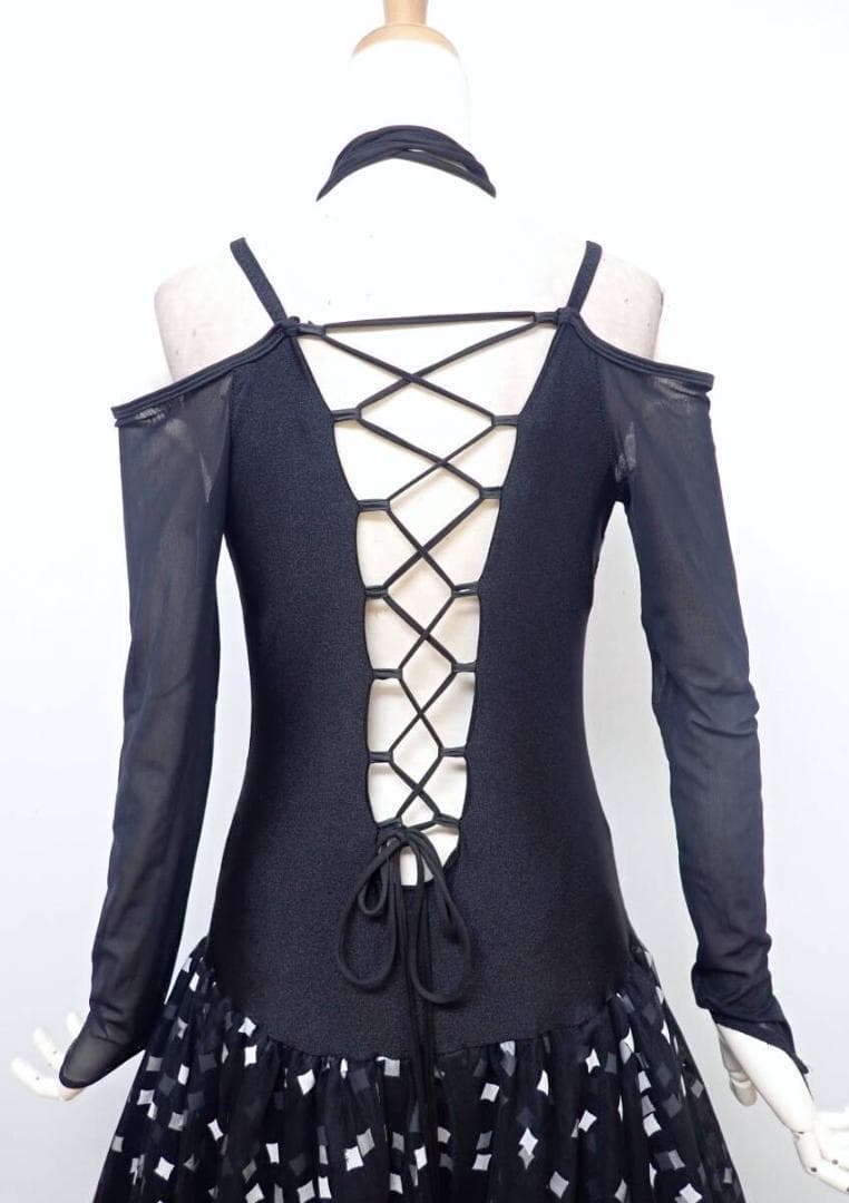 B1584★美品★M★黒/オフ白/ワンピース/スタンダードドレス☆社交ダンス